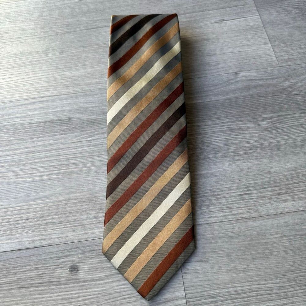Hugo Boss 100% silk striped tie